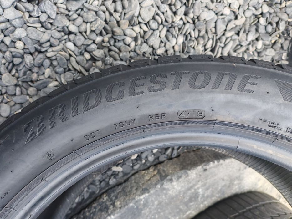 255 50 20,4buc iarnă Bridgestone Blizak Lm80,2020,6mm