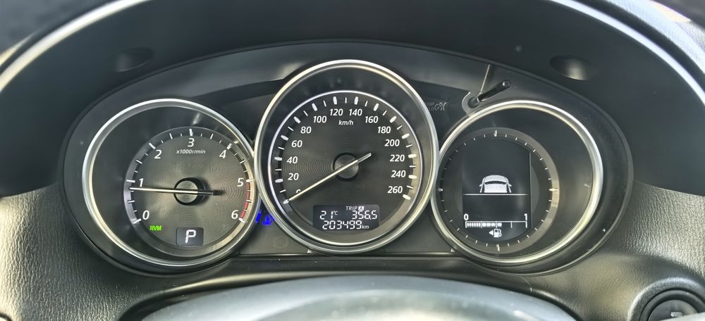 Mazda CX5 Обслужвана само в сервизи на MAZDA