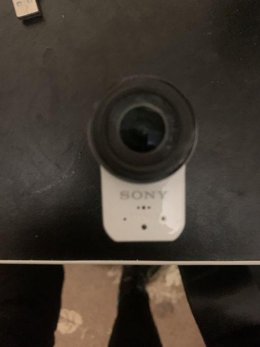 Продам экшен камеру сони