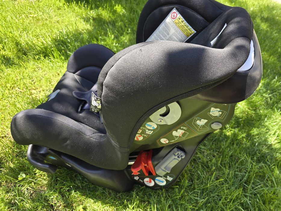 scaun auto de copii inglesina