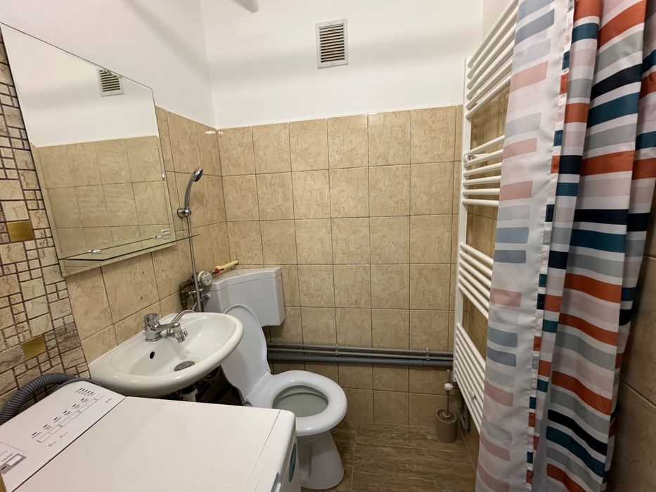 Proprietar inchiriez garsoniera in Calea Girocului cu centrala pe gaz.