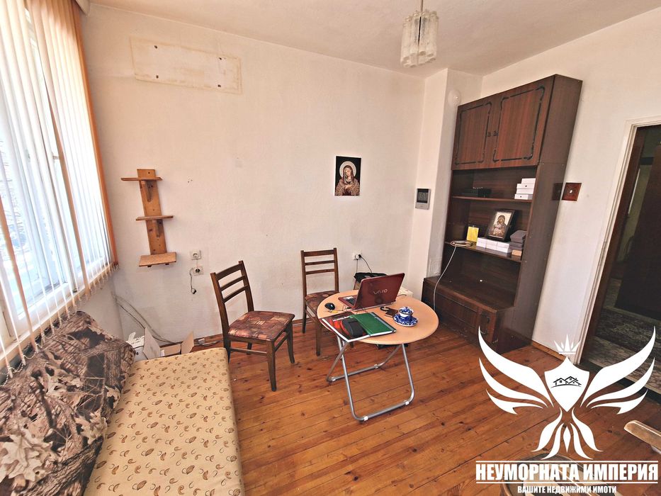 Дава се под наем Четиристаен апартамент в Асеновград - 105 кв.м за 354.96 € - Снимка #13