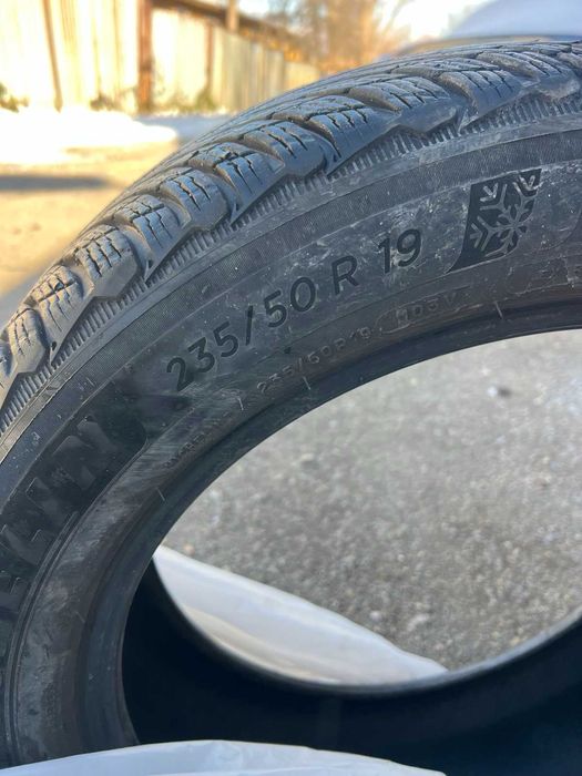 Зимни гуми Michelin Pilot  235/50/19 дот 23/21