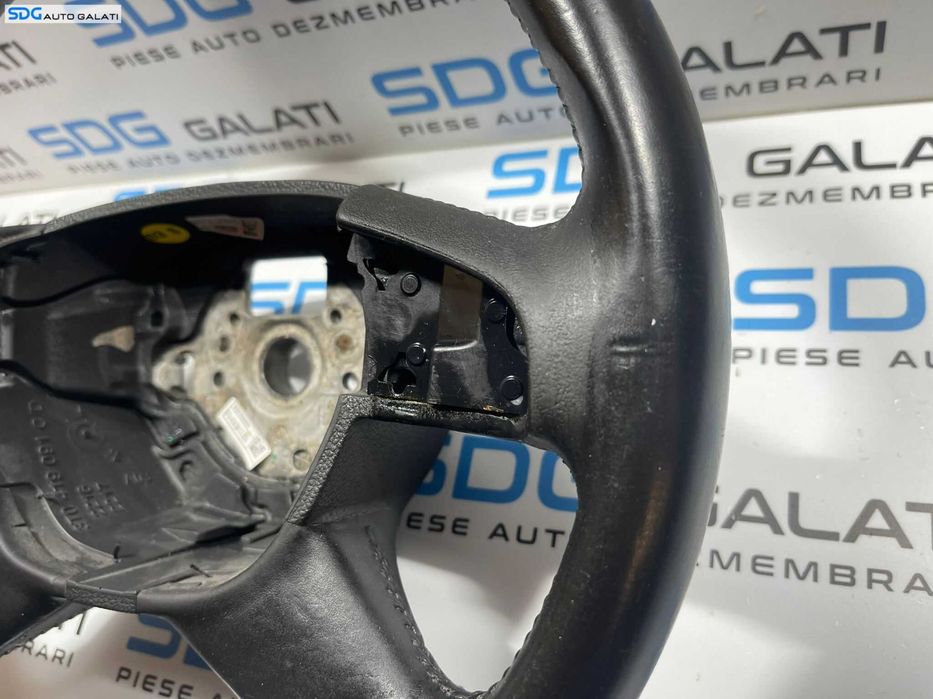 Volan Piele 4 Spite Skoda Octavia 2 2008 - 2013 Cod Cod 3T0419091D 3T0419091C SDG105