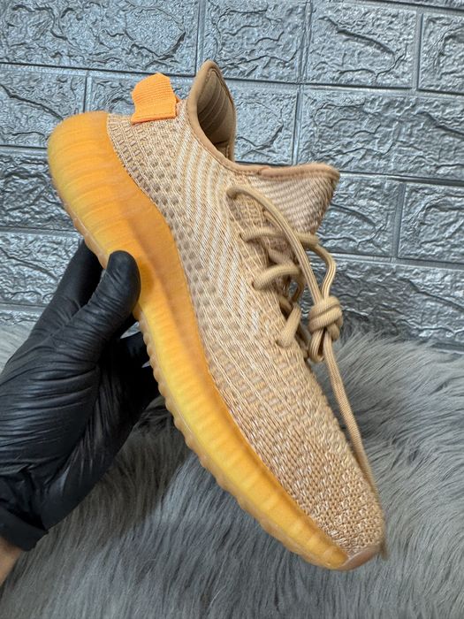 Yeezy 350 v2 Clay Pk Premium