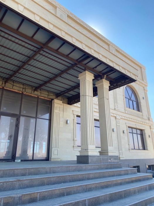 Строители ,фасад,гранит,травентин