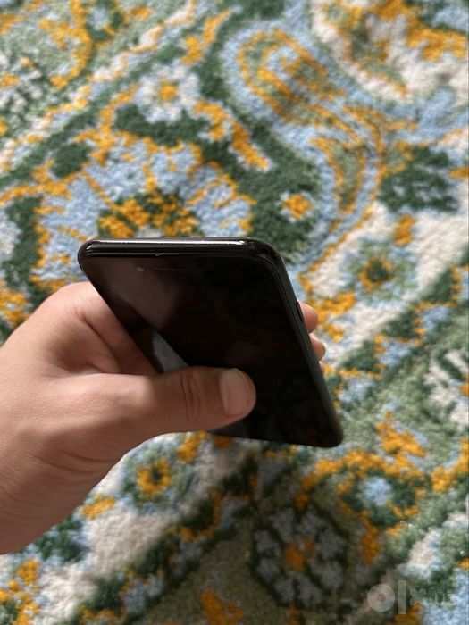 Iphone se yaxshi holatda