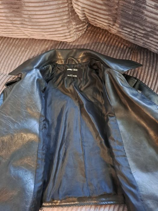 Дамско кожено яке размер S