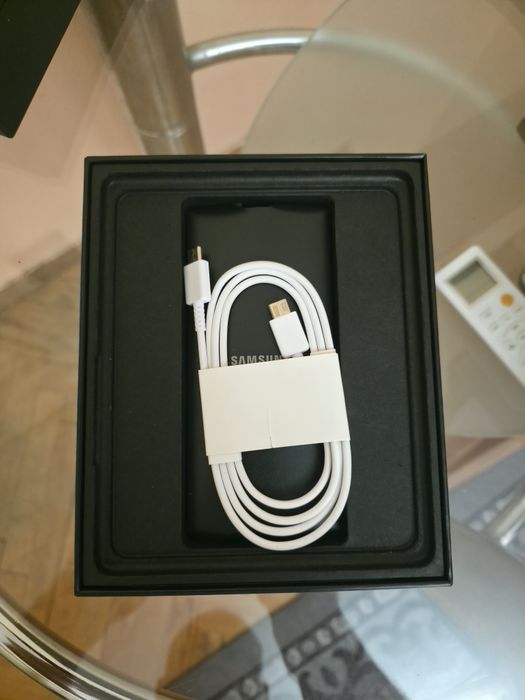 Samsung  Galaxy ZFold 3