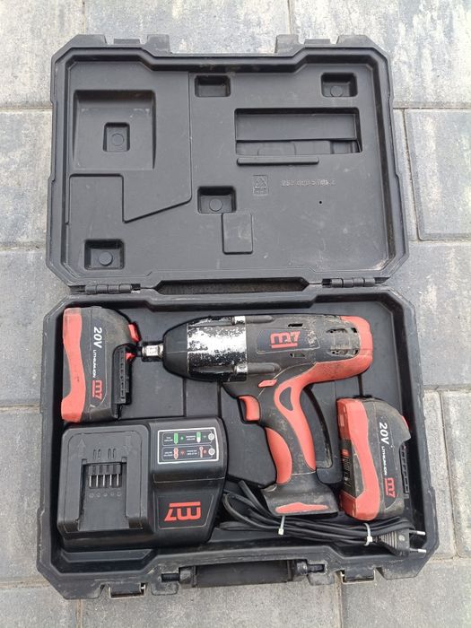 Pistol impact M7