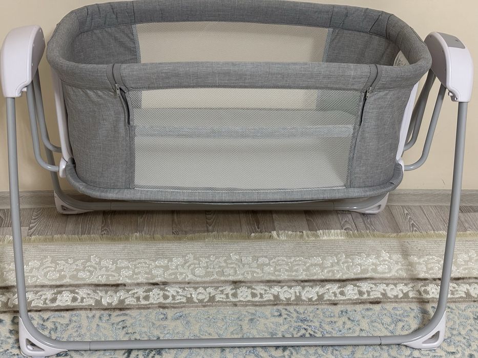 Продается манеж в отличном состоянии