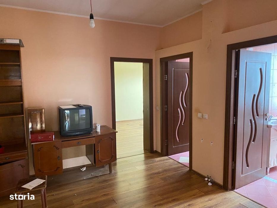 BUSTENI, VILA NEFINALIZATA 680 mp - Teren 400 MP - Strada Erou Stanica