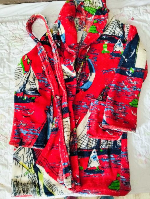 Продам халат короткий