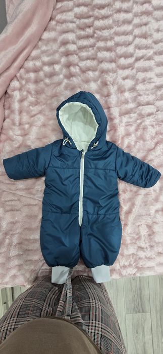 Продам детский комбинезон демисезон