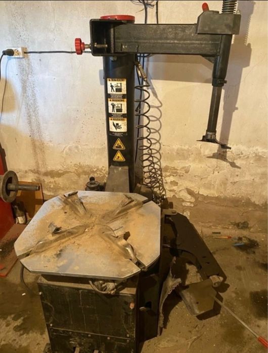 Прадаетца шиномонтаж