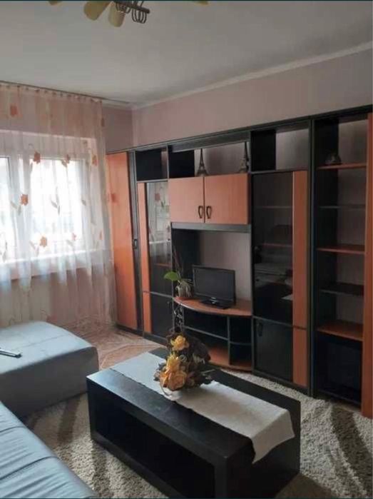 Apartament de inchiriat