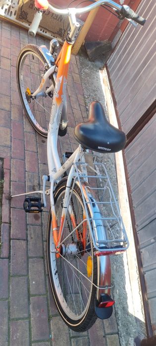 Vand 2 biciclete de dama