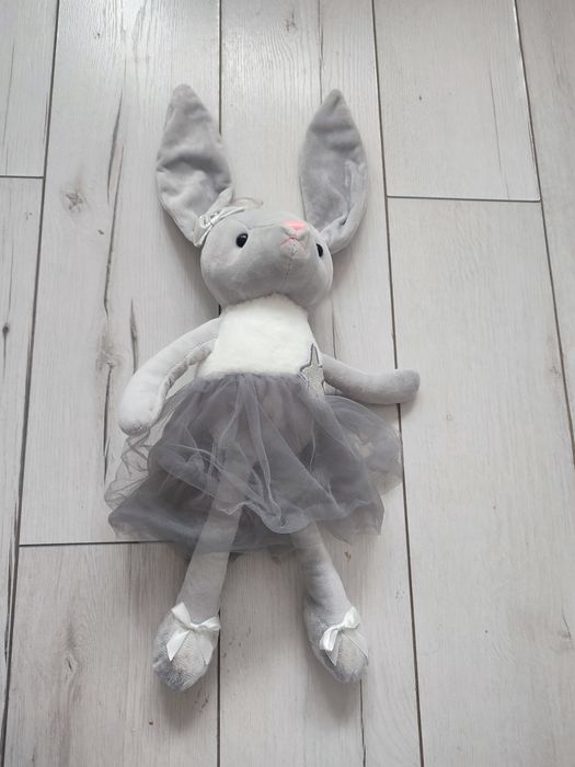 Плюшена играчка зайче