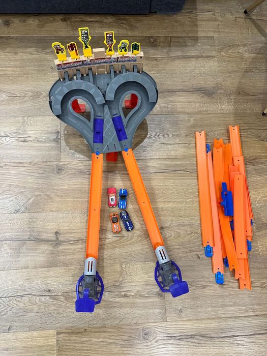 Писта hot wheels