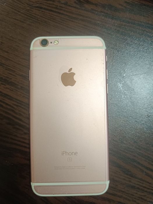 iPhone 6 s чисто нов