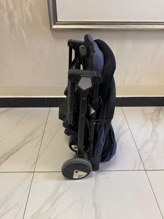 Коляска для отпусков и самолёта