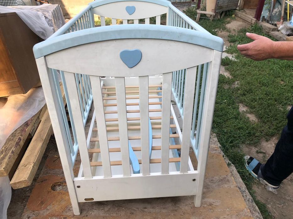 Детский манеж деревянный для младенцев