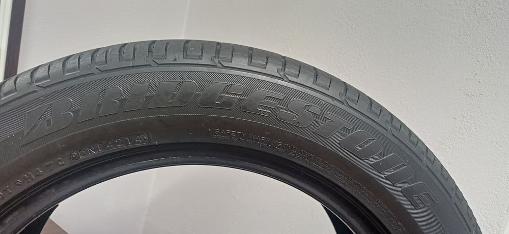 Продаю шины Bridgestone