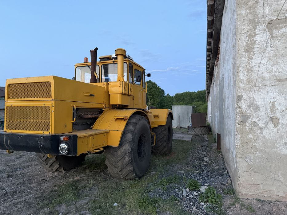 Продам кировец К-700
