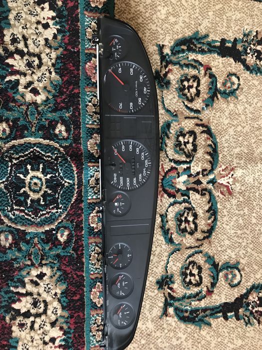 Шиток прибор на ауди с4 1992