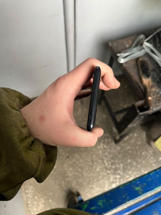 Обмен не айфон 11 или хр