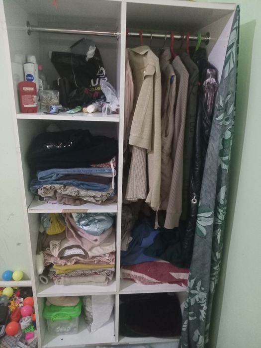 Kiyim Javon sotiladi