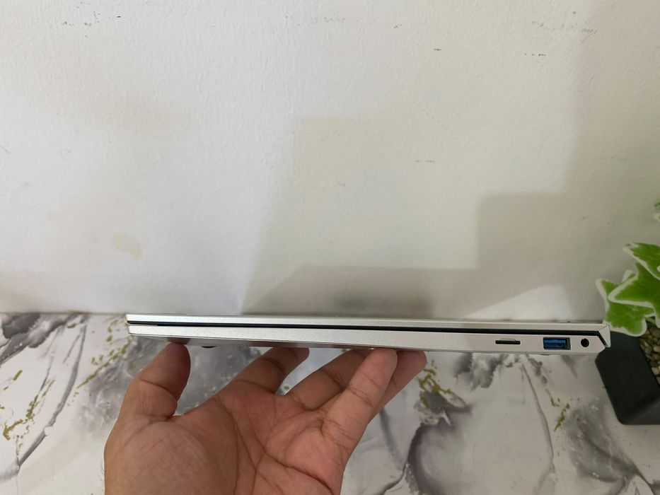 Ухоженный Dexp на SSD256, WiFi 5GHz