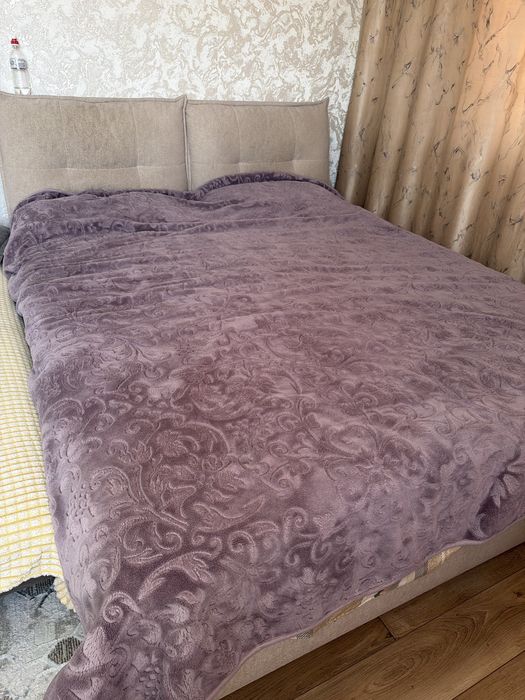 Продам  двухспальная кровать