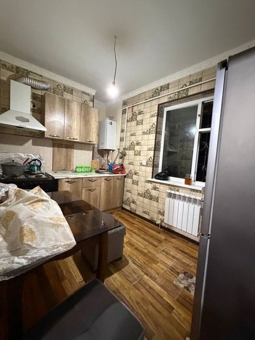 Сергели 8 худуд 3/5/7 . 74 квадрат срочно сотилади