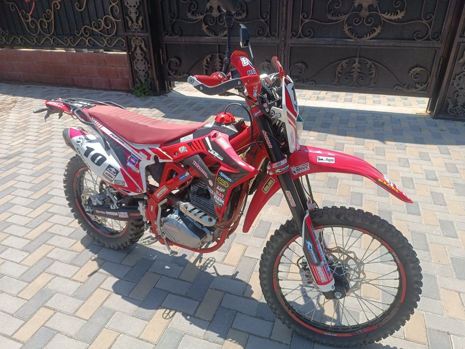Эндуро мотоцикл Bek moto