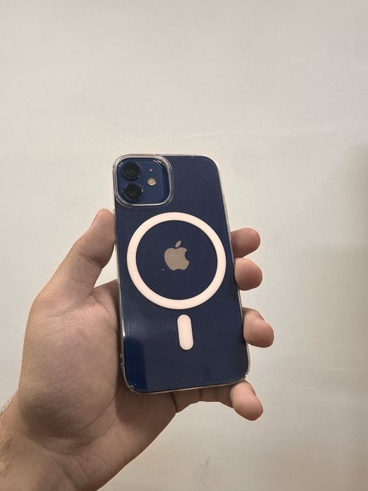 Iphone 12 mini blue