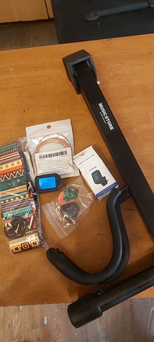 Vând pachet chitara electroacustica  Music Fidelity