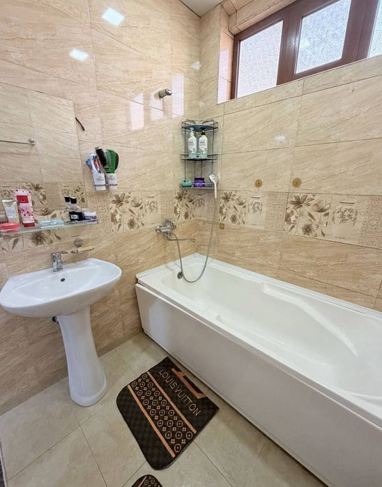 Срочно! Квартира на Караташ 2*3/4/5 общ пл 58м с обстановкой