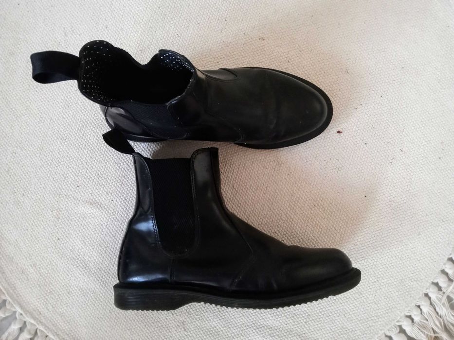 Dr Martens 39 flora черни боти обувки ботуши Челси