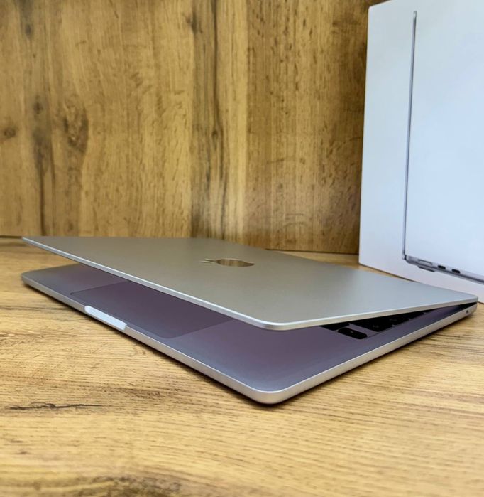 MacBook Air M2 Silver 8/256 -  ( Макбук - Ноутбук )