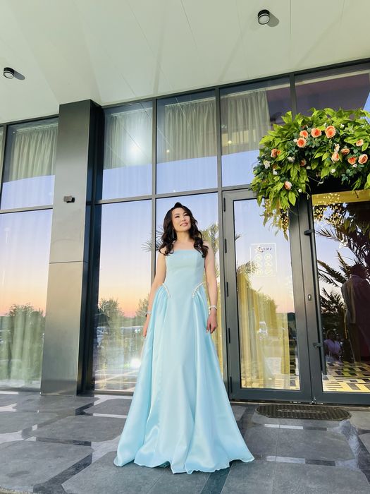 Красивое вечернее платье от Aliya Collections