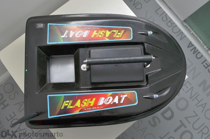 лодка за захранка при риболов, lodka za zahranka