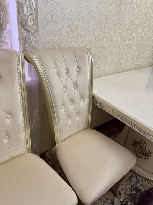 Продается стол стуля