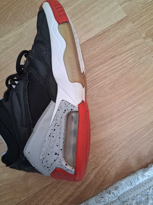 Adidasi  jordan marimea 38,9