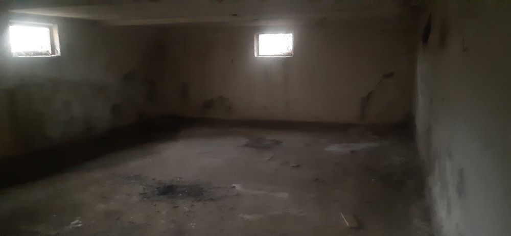 Vand spatiu industrial edilitar (fosta cantina)