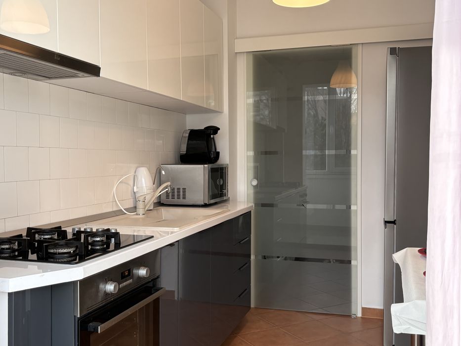 Ofer spre inchiriere apartament 2 camere decomandat Tomis Nord Boema