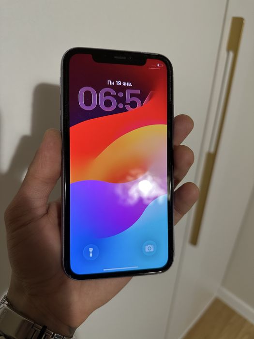 Айфон 11 в идеале 128гб