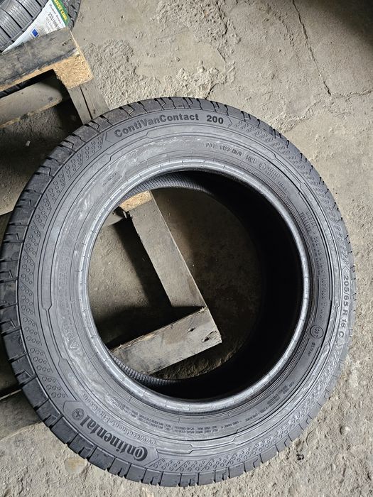 2 anvelope vara 205 65 16C Continental 7.7mm 2021