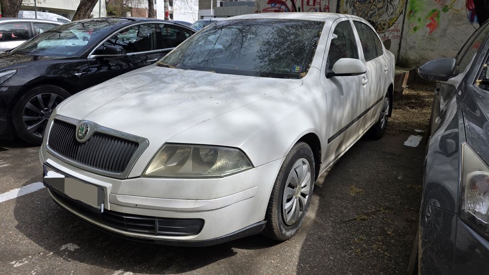 Vand sau Dezmembrez skoda octavia 2 benzina sau vand intreaga