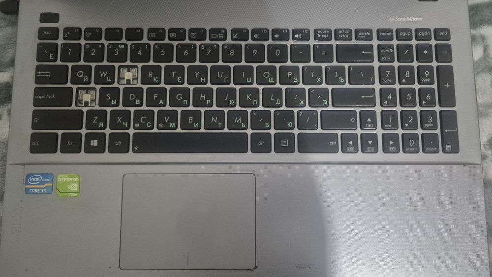 Ноутбук Asus X550L